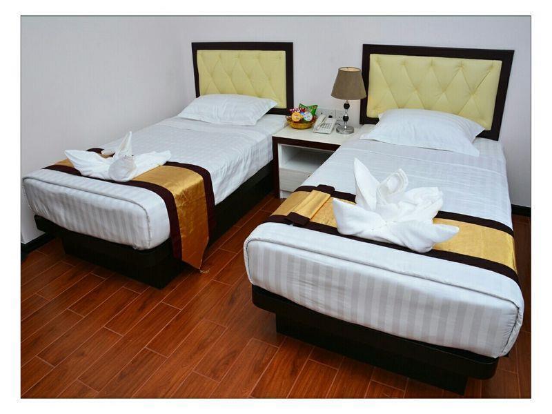 Platinum River View Hotel Yangon Extérieur photo