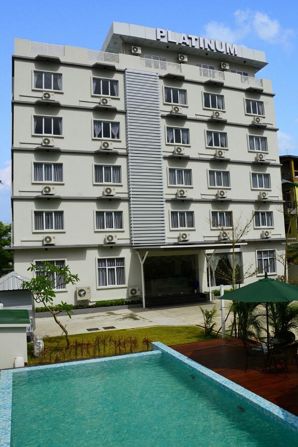 Platinum River View Hotel Yangon Extérieur photo