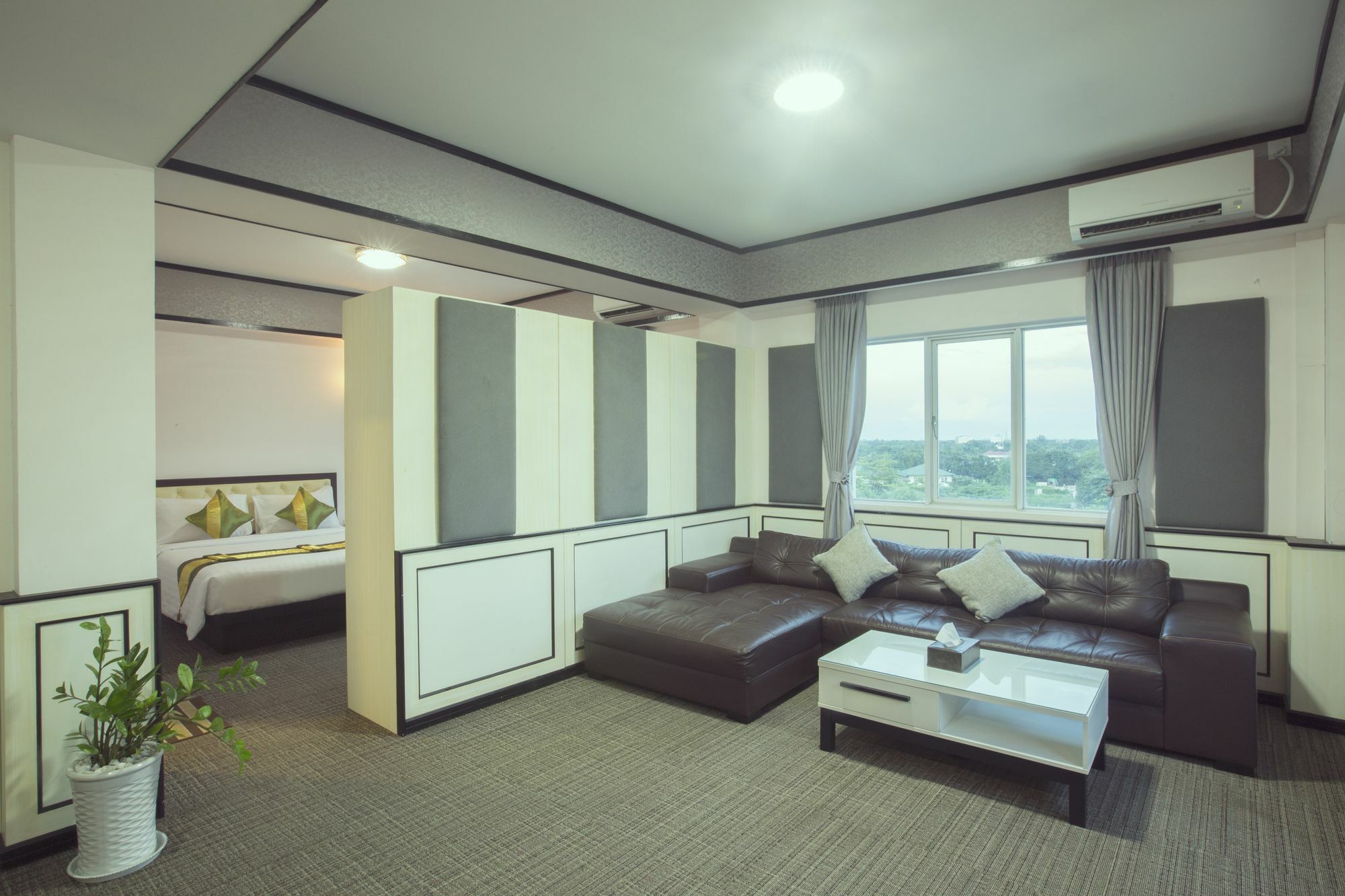 Platinum River View Hotel Yangon Extérieur photo